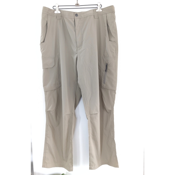 Columbia Men’s Silver Ridge™ Utility Pants - Picture 2 of 12